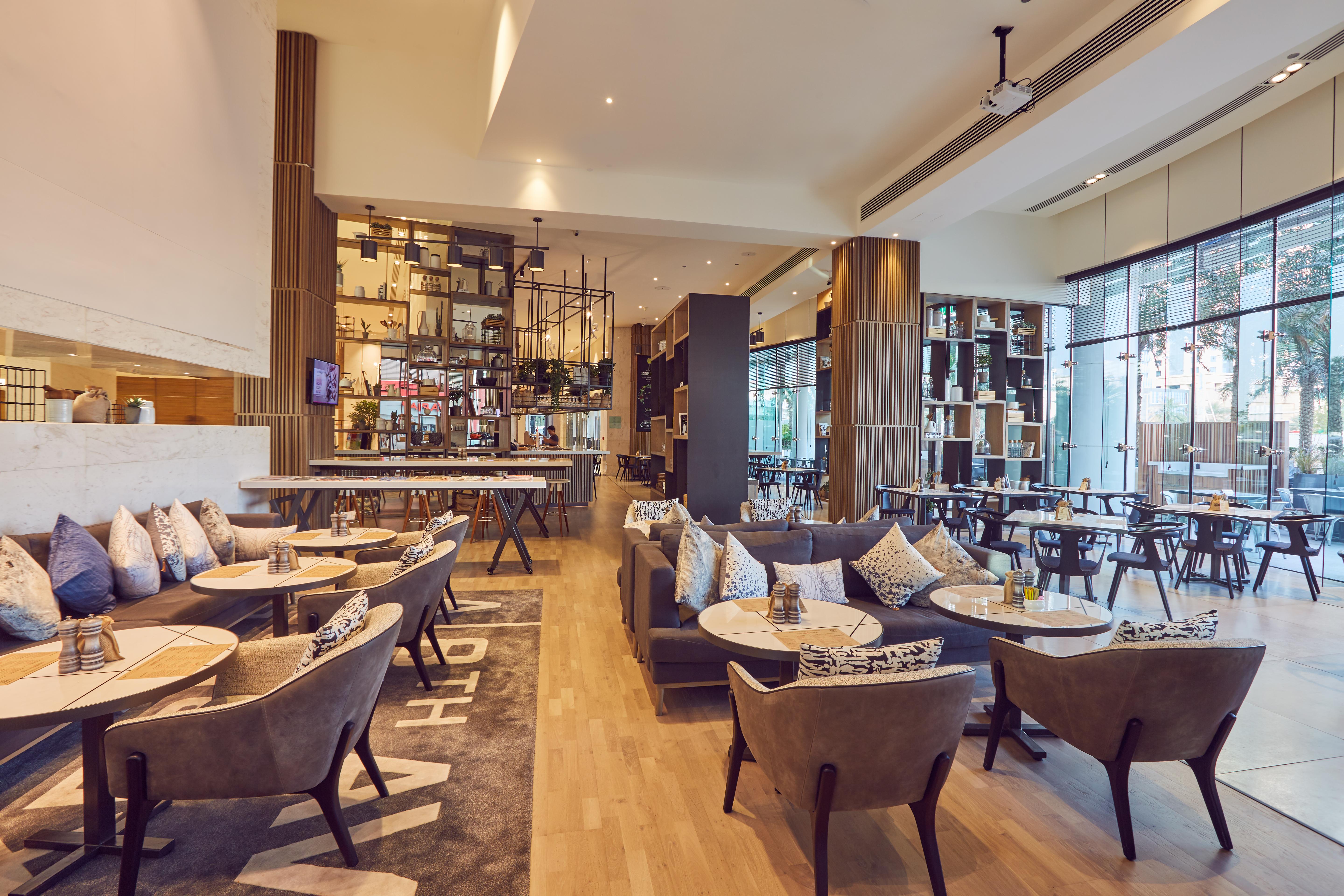 Media One Hotel Dubai Bagian luar foto