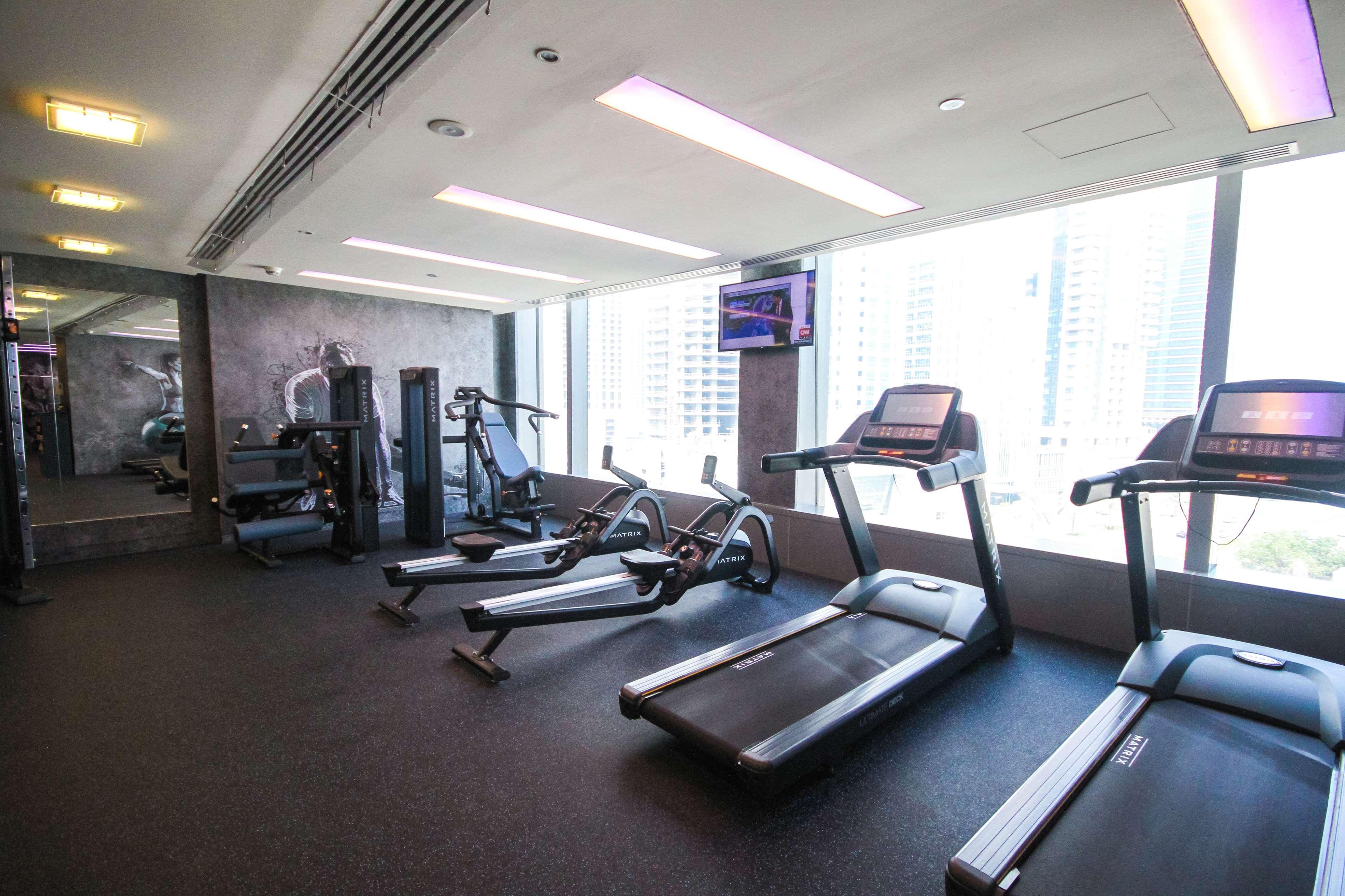 Media One Hotel Dubai Bagian luar foto