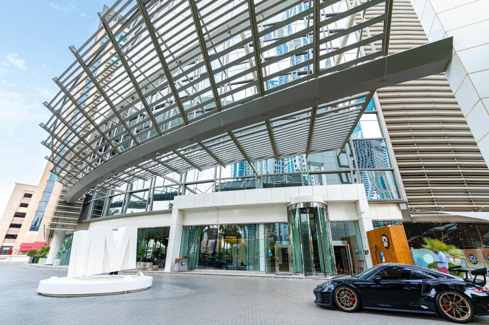 Media One Hotel Dubai Bagian luar foto