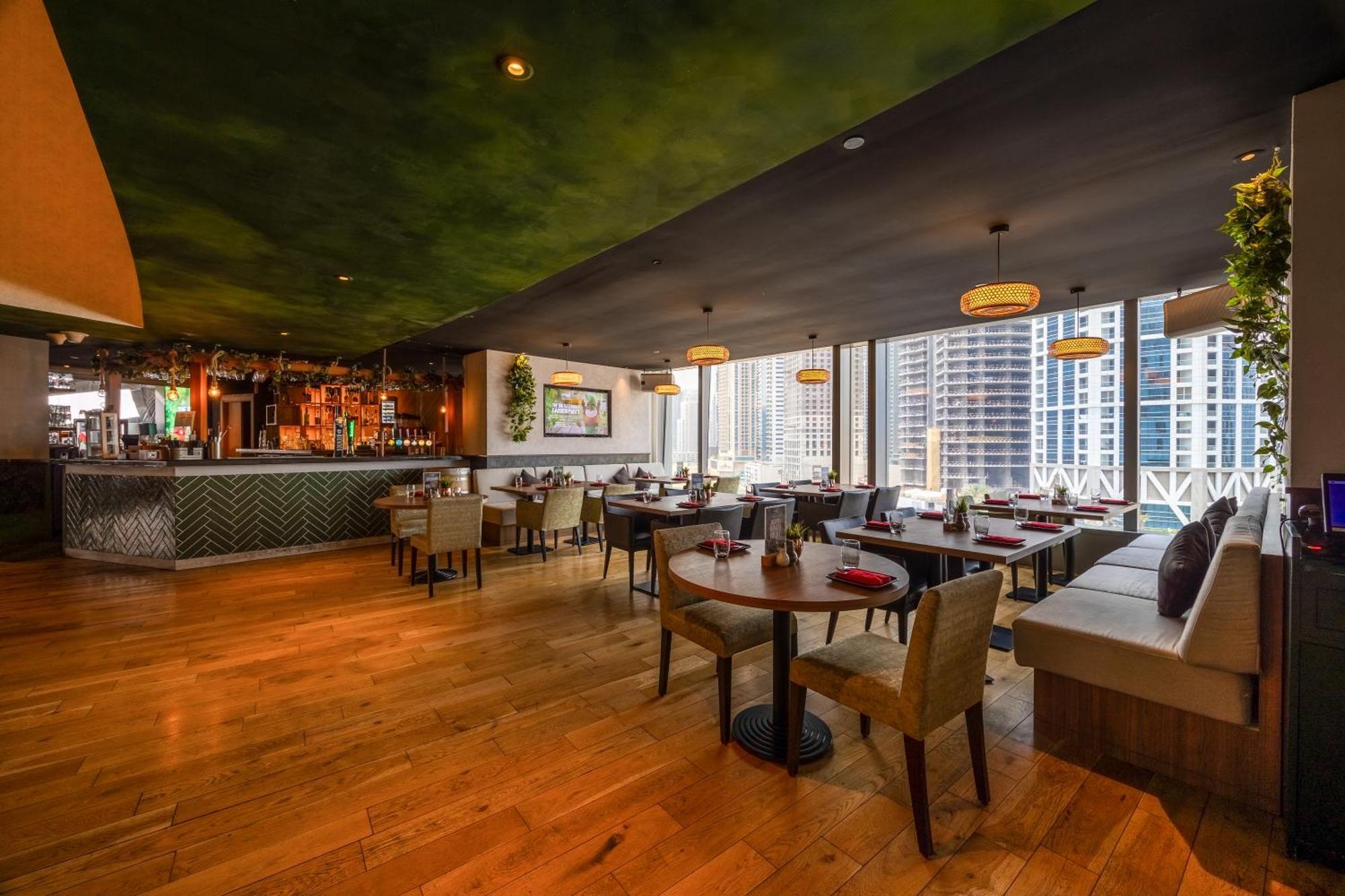 Media One Hotel Dubai Bagian luar foto